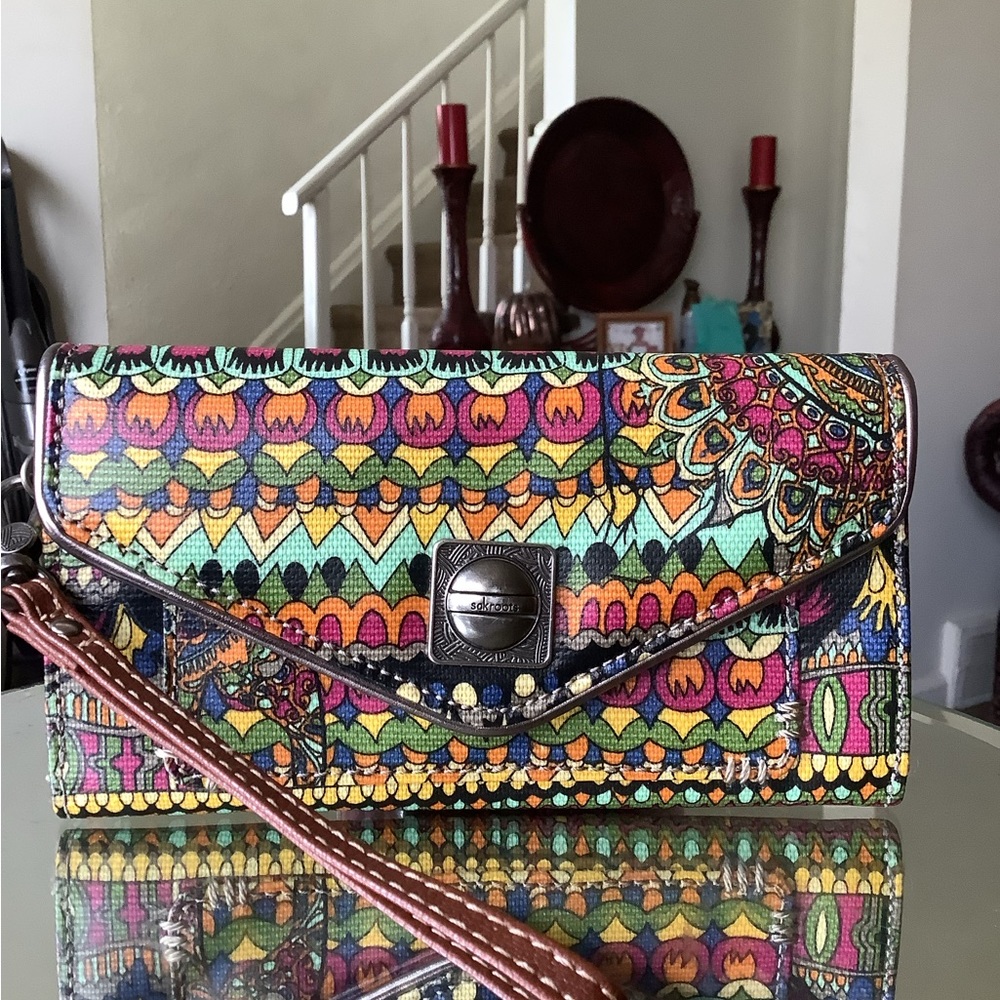 Sakroots peace sign black multicolored wristlet wallet 8.5x8.5